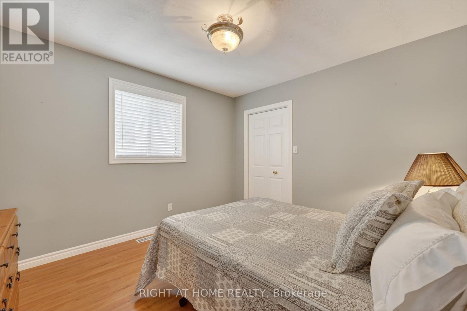 102 Monique Crescent, Barrie (East Bayfield), Ontario  L4M 6Y5 - Photo 19 - S12855310