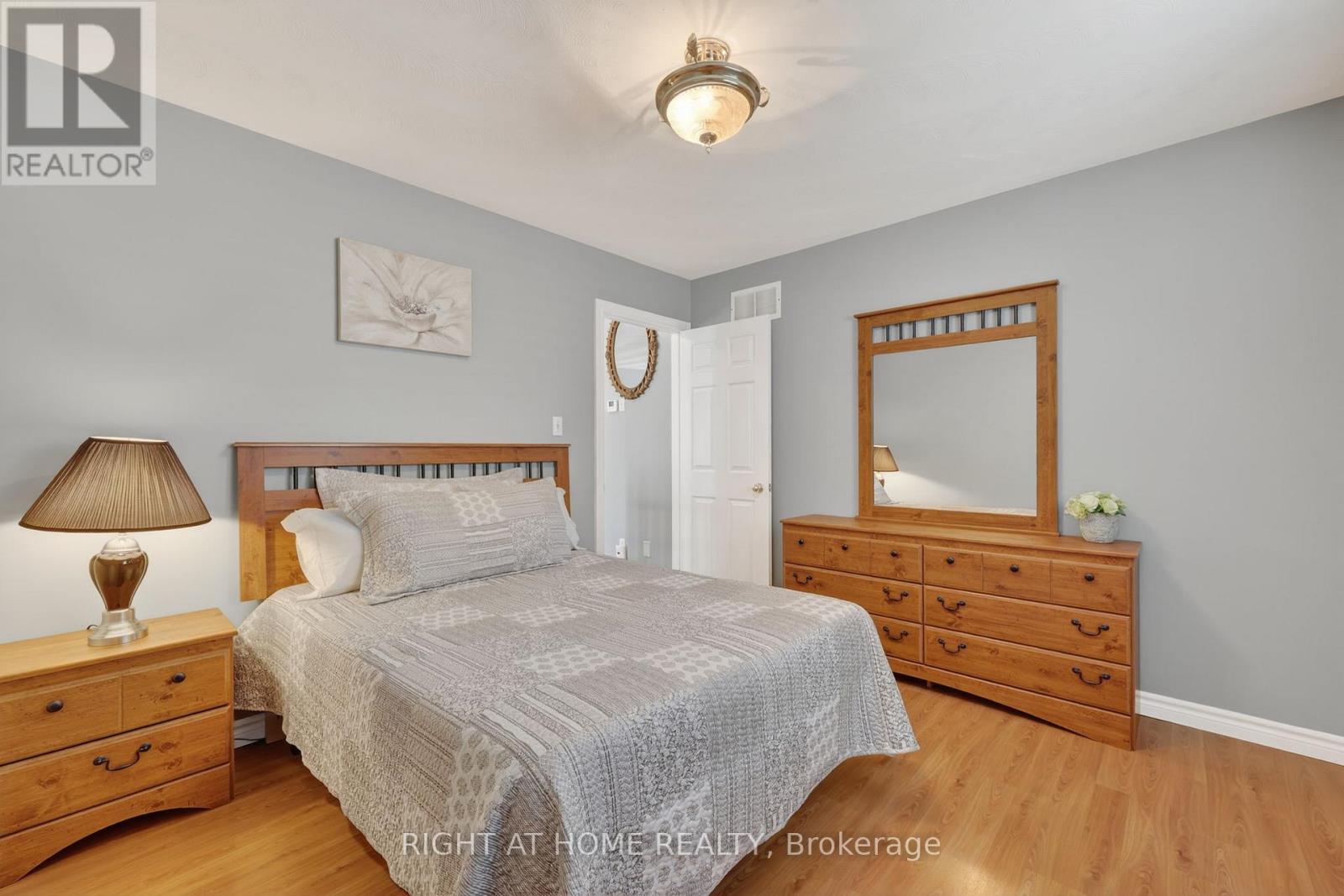 102 Monique Crescent, Barrie (East Bayfield), Ontario  L4M 6Y5 - Photo 20 - S12855310