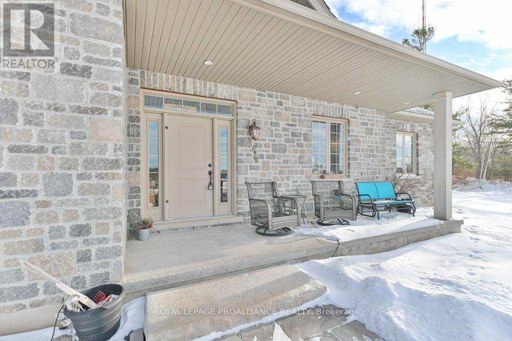 23 Oak Lake Road, Stirling-Rawdon, Ontario  K0K 3E0 - Photo 4 - X12855104