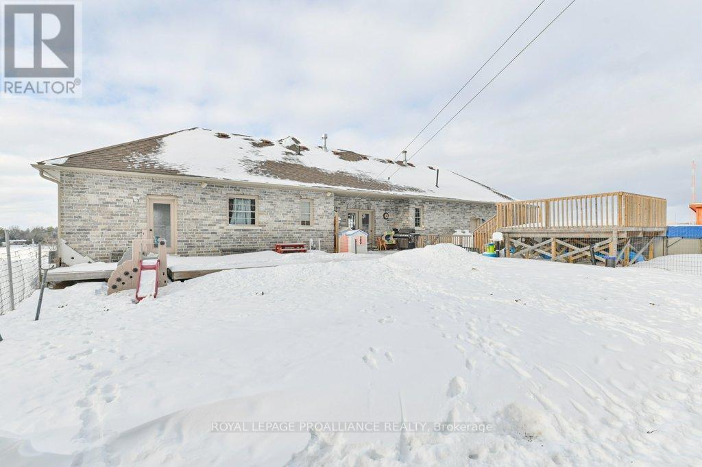 23 Oak Lake Road, Stirling-Rawdon, Ontario  K0K 3E0 - Photo 6 - X12855104