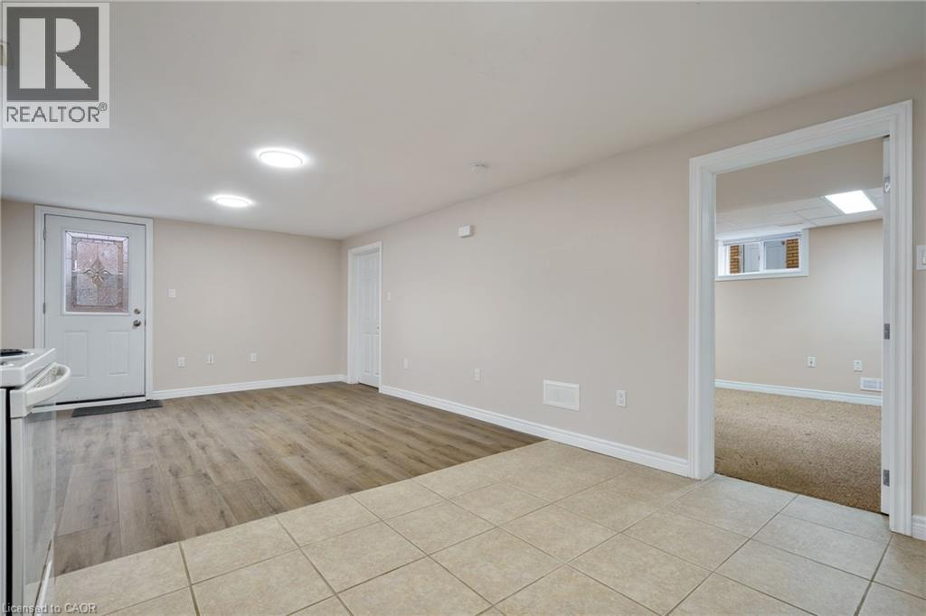 271 Mohawk Road W Unit# 2, Hamilton, Ontario  L9C 1W2 - Photo 15 - 40810310