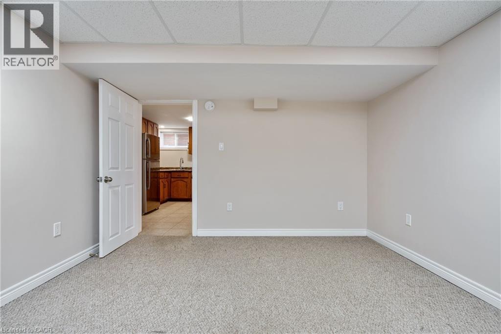 271 Mohawk Road W Unit# 2, Hamilton, Ontario  L9C 1W2 - Photo 18 - 40810310