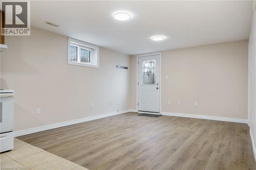 271 Mohawk Road W Unit# 2, Hamilton, Ontario  L9C 1W2 - Photo 5 - 40810310