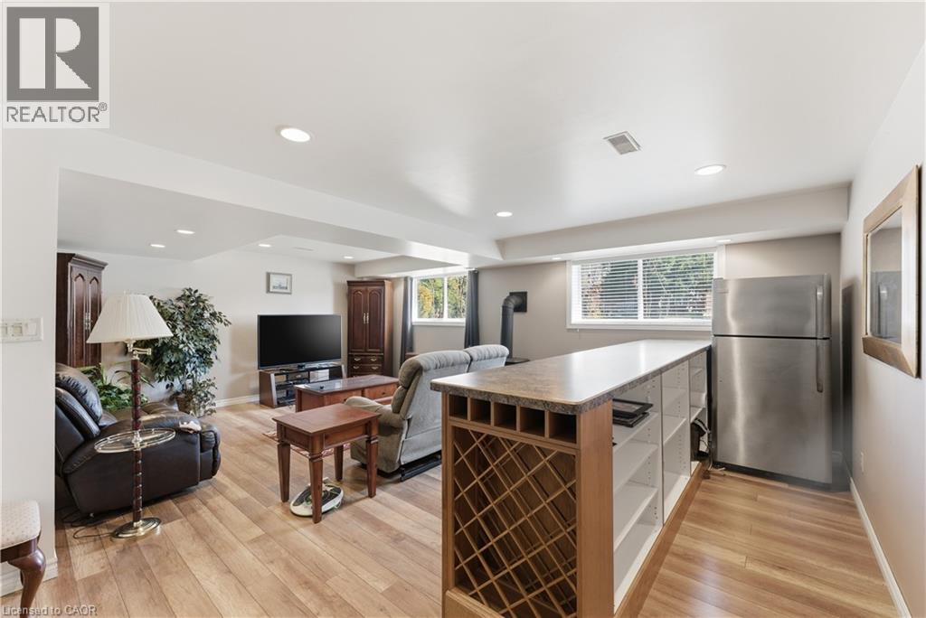 293 Saint Andrews Drive, Hamilton, Ontario  L8K 5K2 - Photo 22 - 40810296