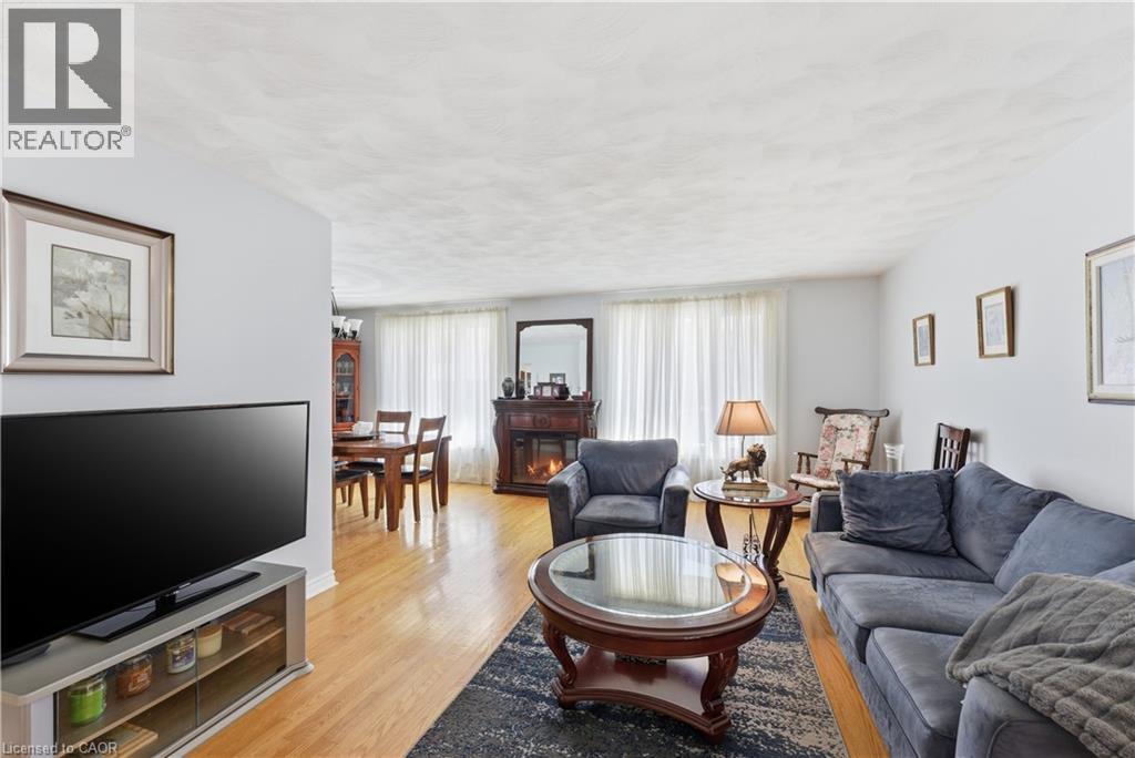 293 Saint Andrews Drive, Hamilton, Ontario  L8K 5K2 - Photo 9 - 40810296