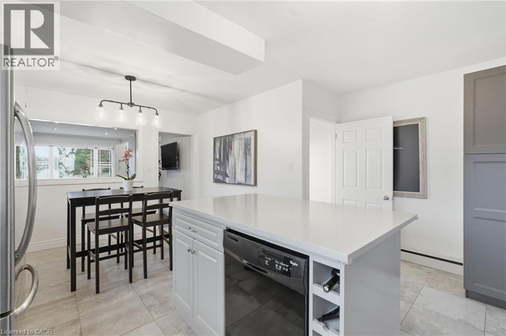 6 Brierwood Avenue, Grimsby, Ontario  L3M 1J6 - Photo 12 - 40810195