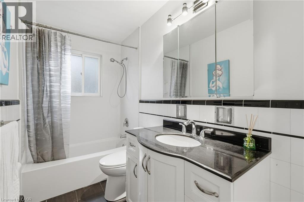 6 Brierwood Avenue, Grimsby, Ontario  L3M 1J6 - Photo 22 - 40810195