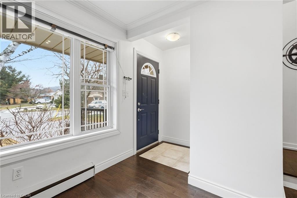 6 Brierwood Avenue, Grimsby, Ontario  L3M 1J6 - Photo 4 - 40810195