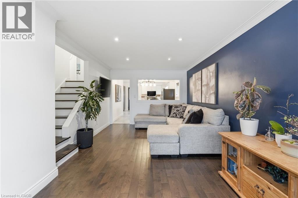 6 Brierwood Avenue, Grimsby, Ontario  L3M 1J6 - Photo 6 - 40810195