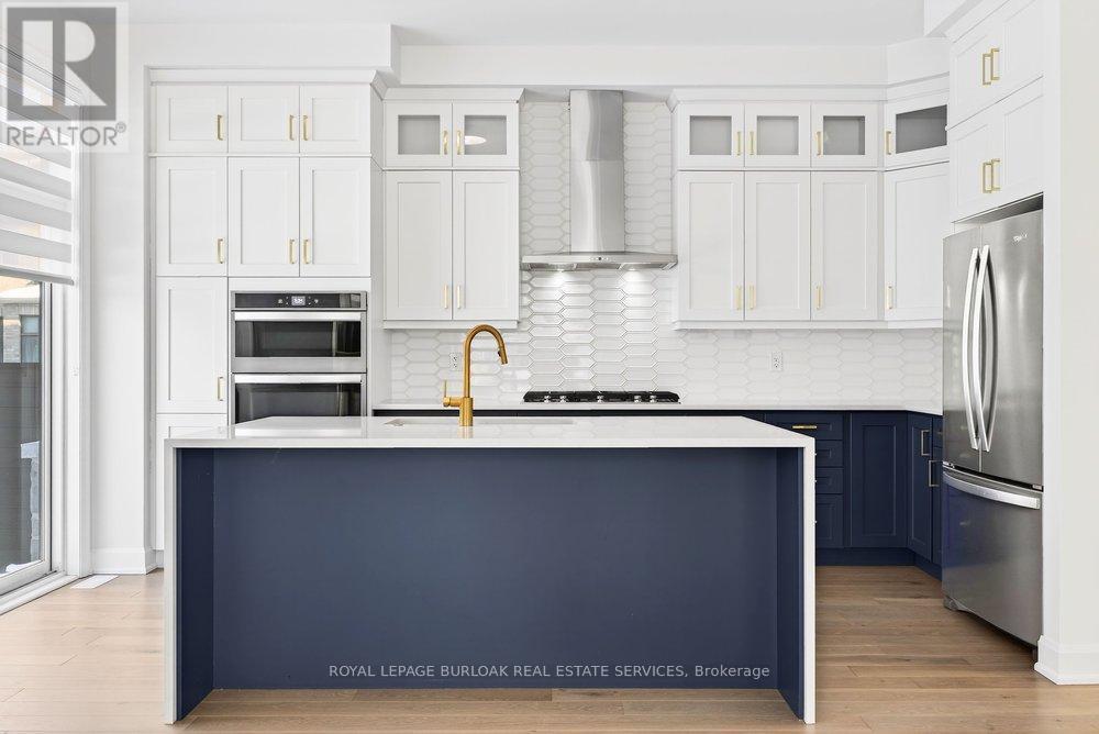 1404 Lynx Gardens, Oakville, Ontario  L6H 3W8 - Photo 16 - W12855200