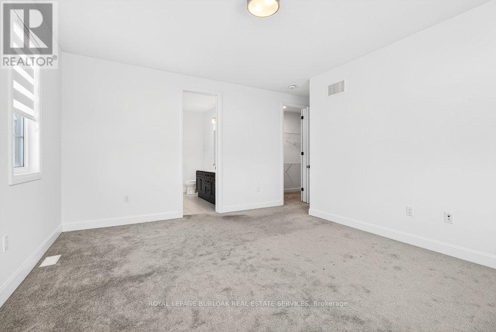 1404 Lynx Gardens, Oakville, Ontario  L6H 3W8 - Photo 29 - W12855200