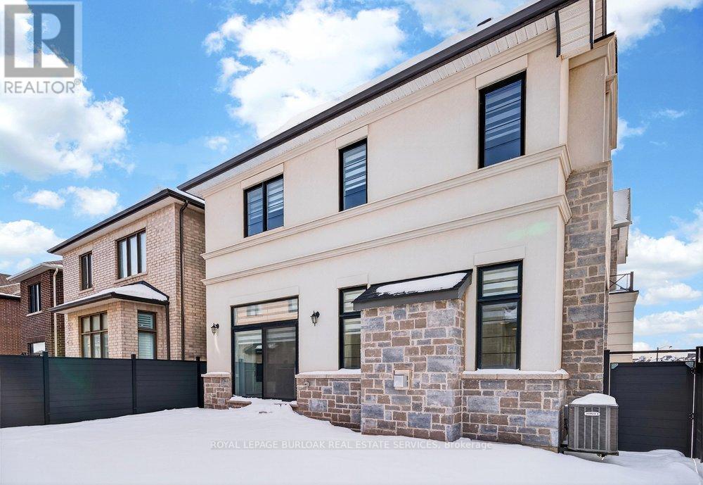 1404 Lynx Gardens, Oakville, Ontario  L6H 3W8 - Photo 39 - W12855200