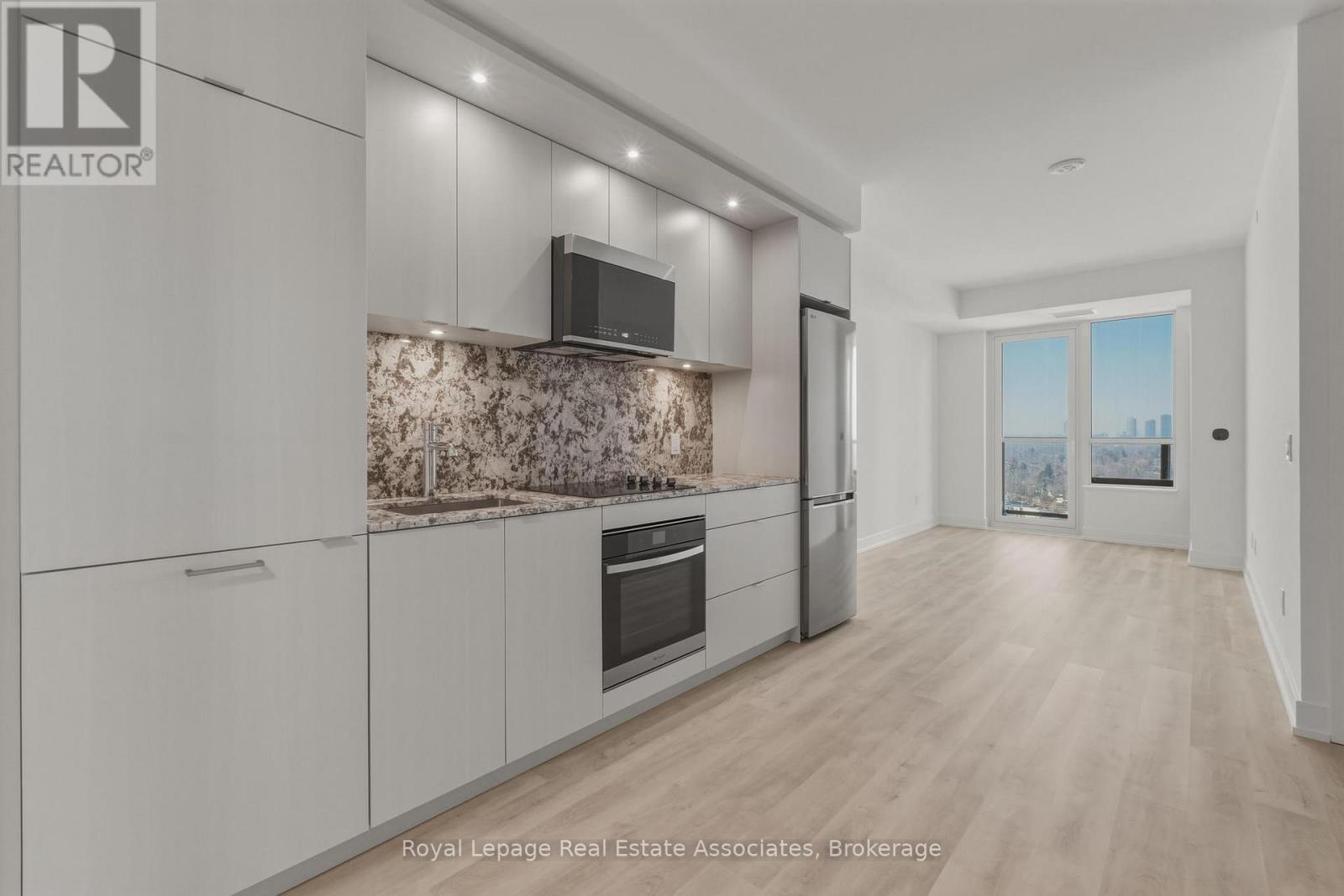 1809 - 60 CENTRAL PARK ROADWAY, Toronto, Ontario