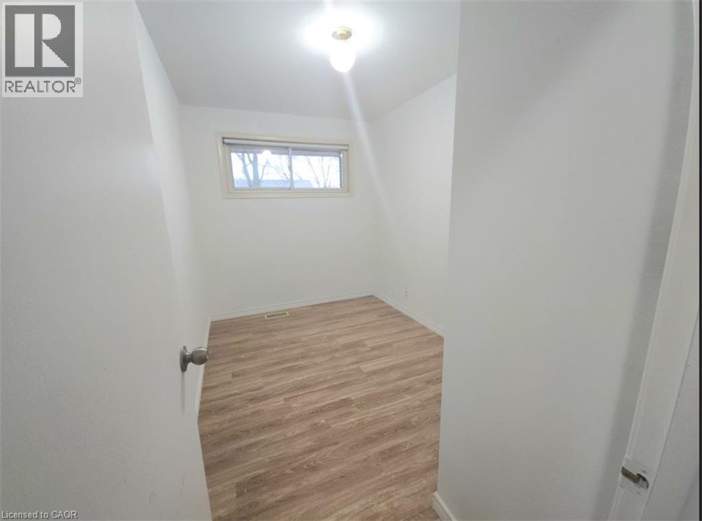 25 Beverly Road Unit# (Main Level), Brantford, Ontario  N3S 6W6 - Photo 9 - 40810312