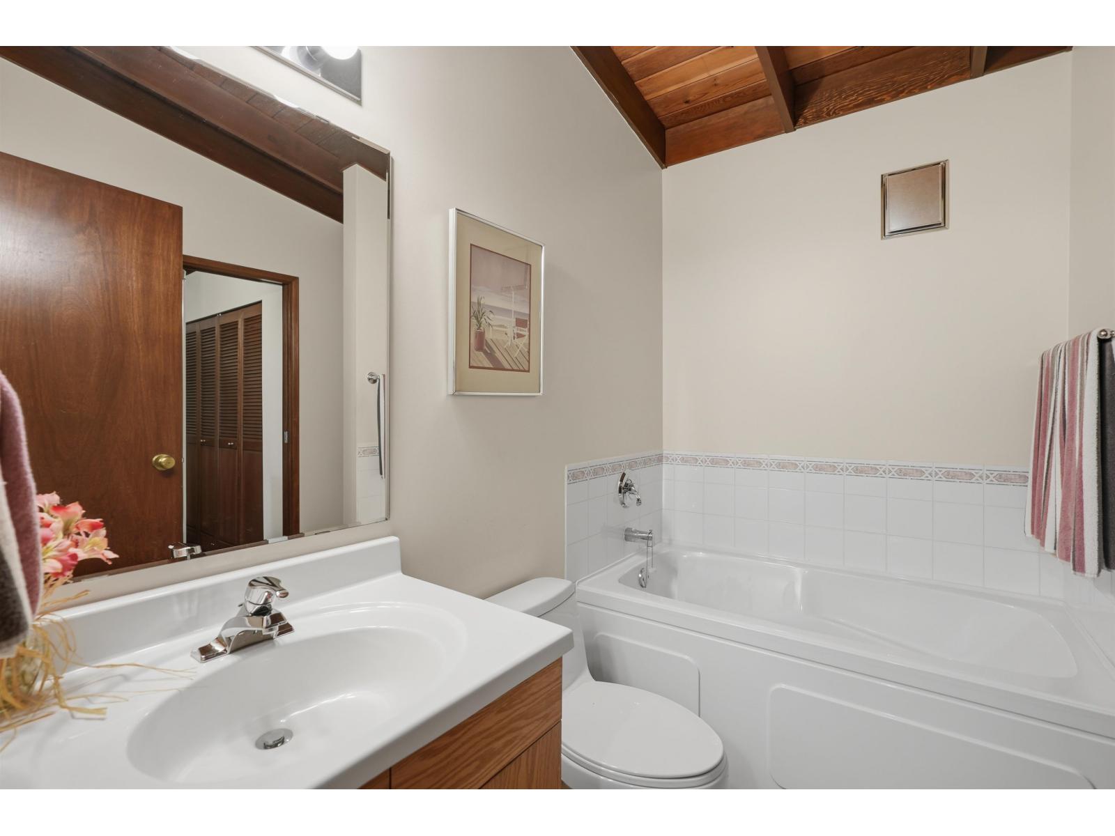 3177 207a Street, Langley, British Columbia  V3A 4P5 - Photo 19 - R3095012