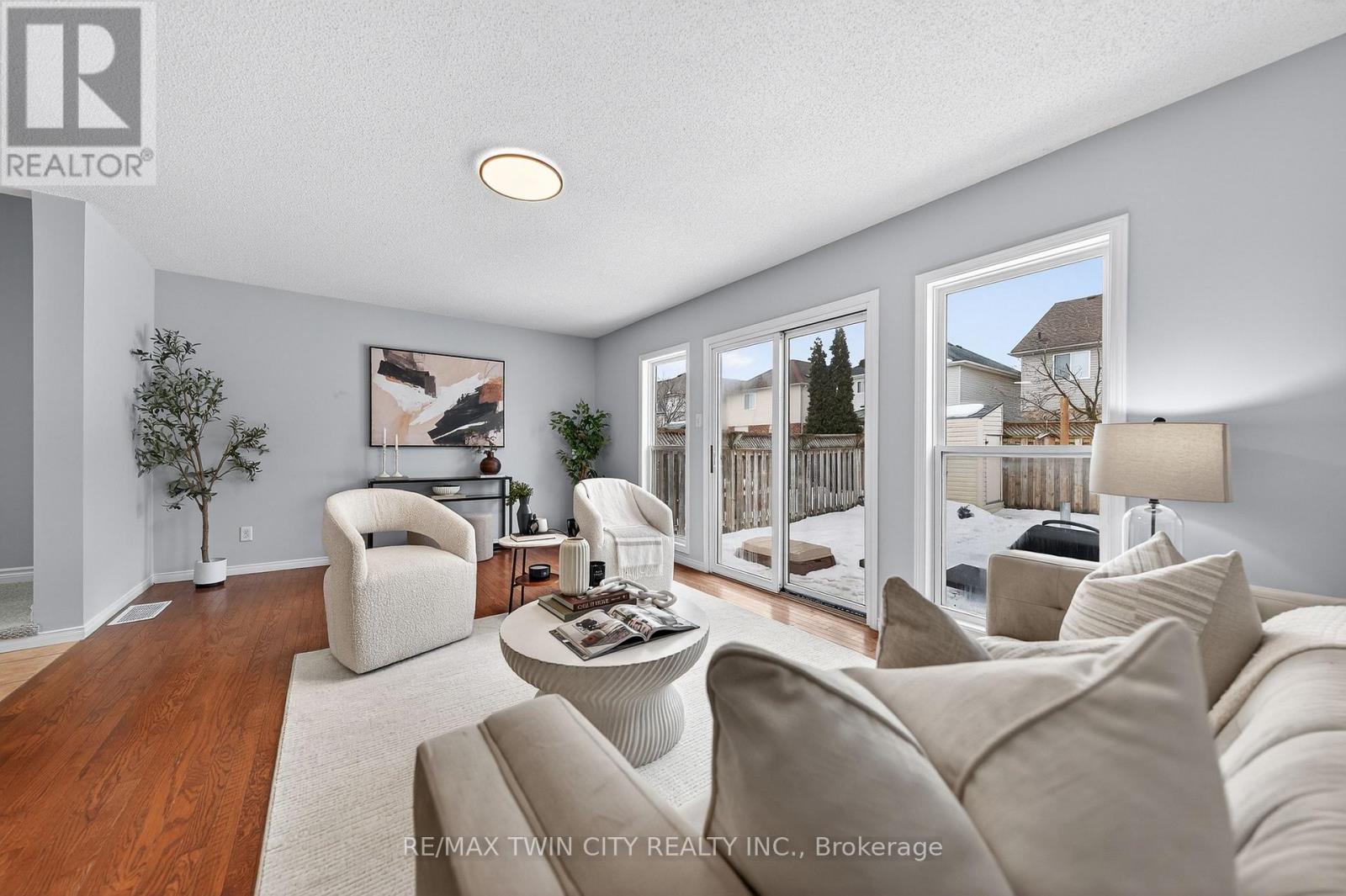 763 Angler Way, Waterloo, Ontario  N2K 4L7 - Photo 21 - X12855252