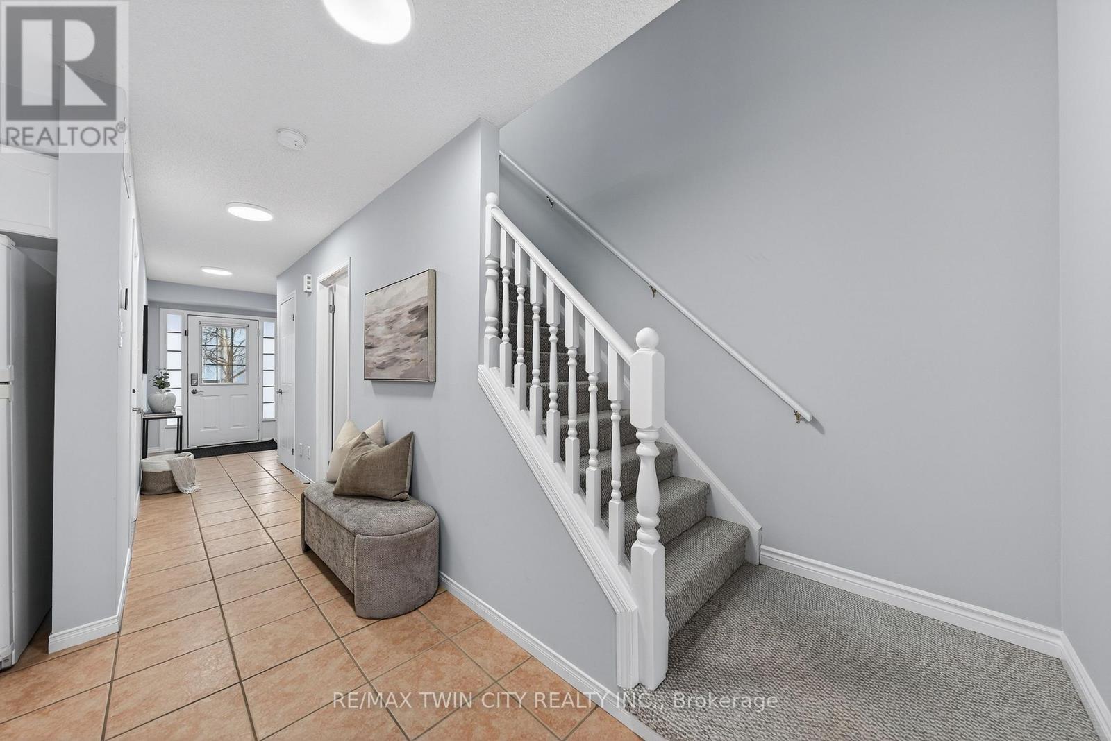 763 Angler Way, Waterloo, Ontario  N2K 4L7 - Photo 25 - X12855252