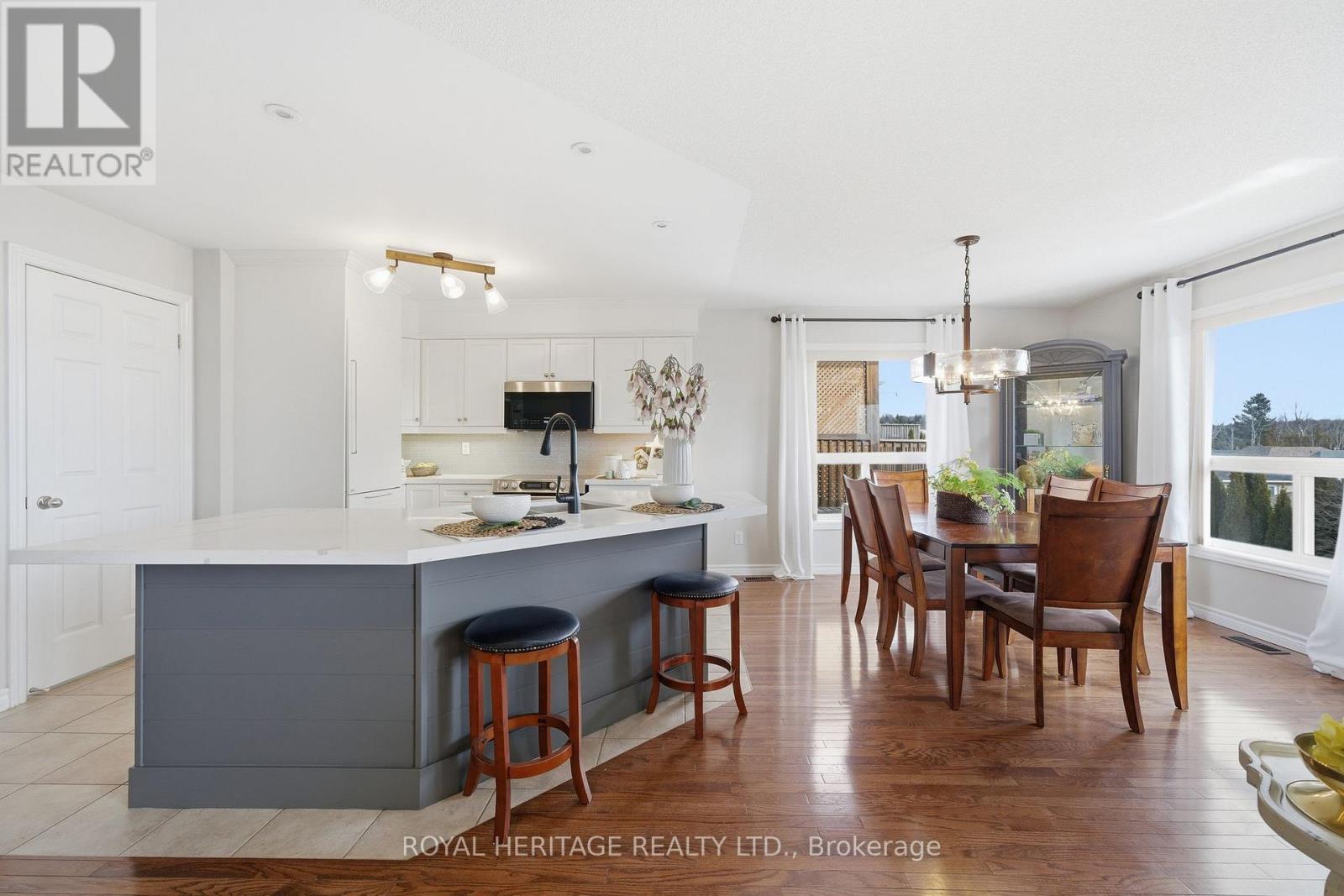 371 Parkview Hills Drive, Cobourg, Ontario  K9A 5S6 - Photo 12 - X12855298