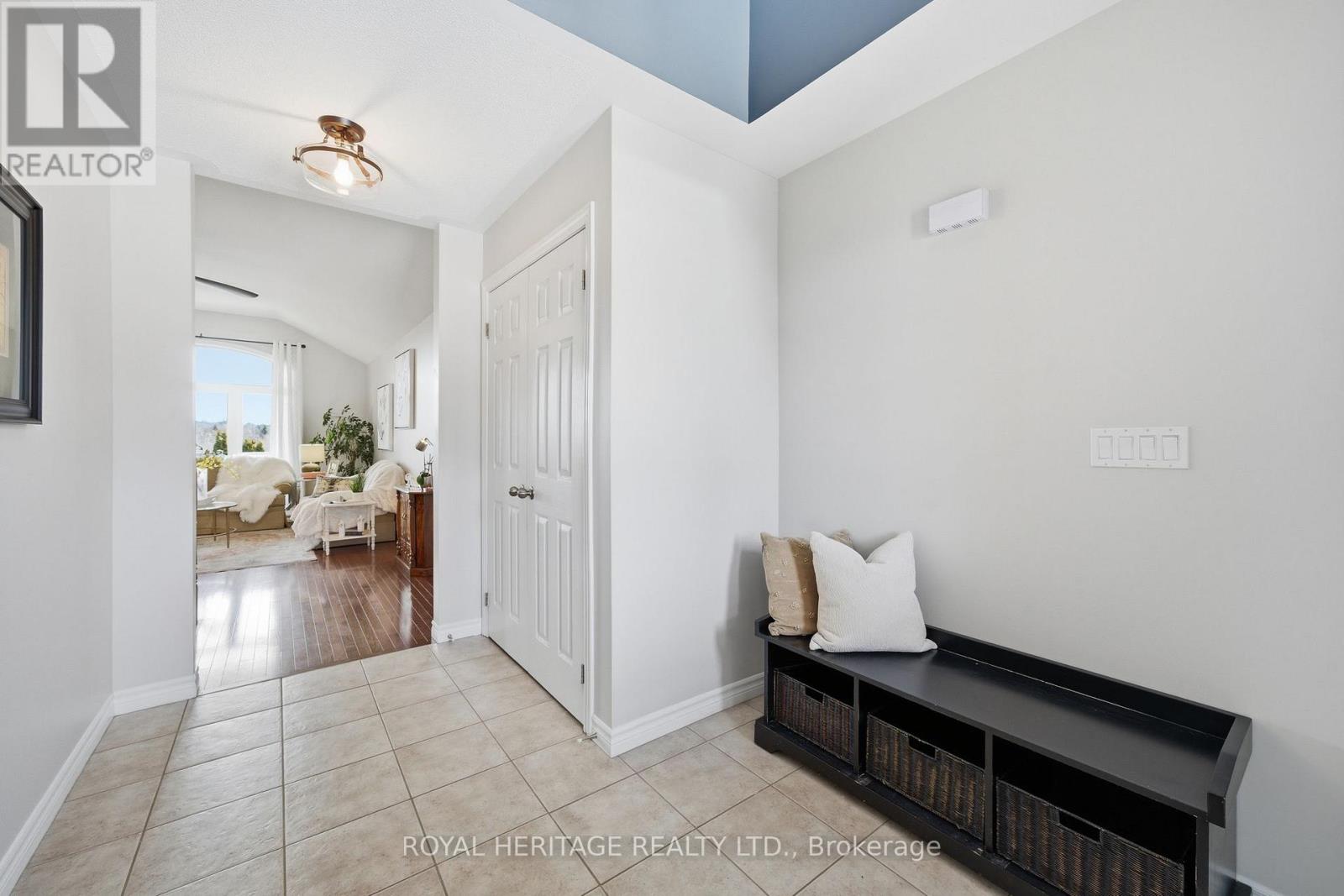 371 Parkview Hills Drive, Cobourg, Ontario  K9A 5S6 - Photo 3 - X12855298