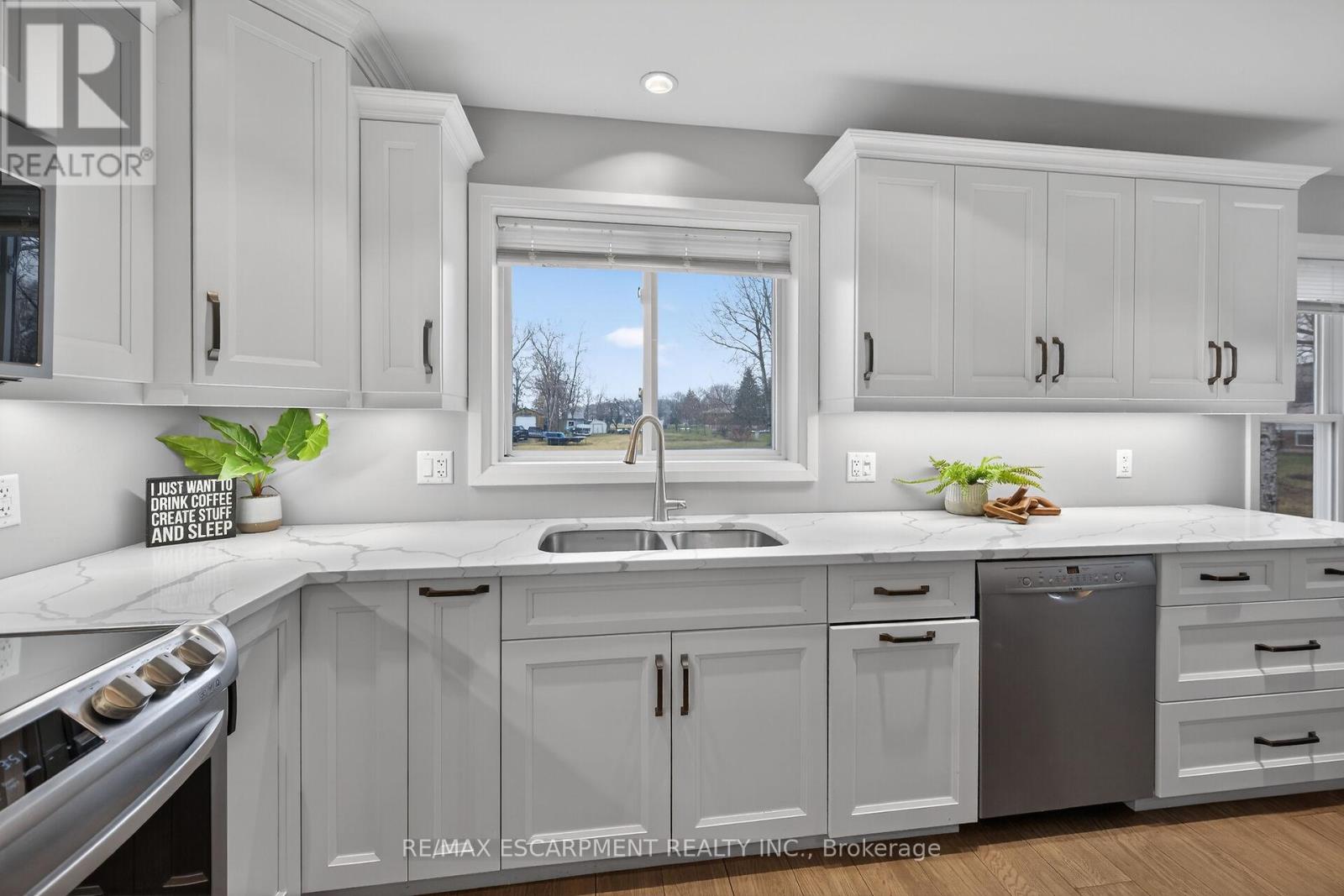 3 Walnut Street, Haldimand, Ontario  N0A 1H0 - Photo 17 - X12855308