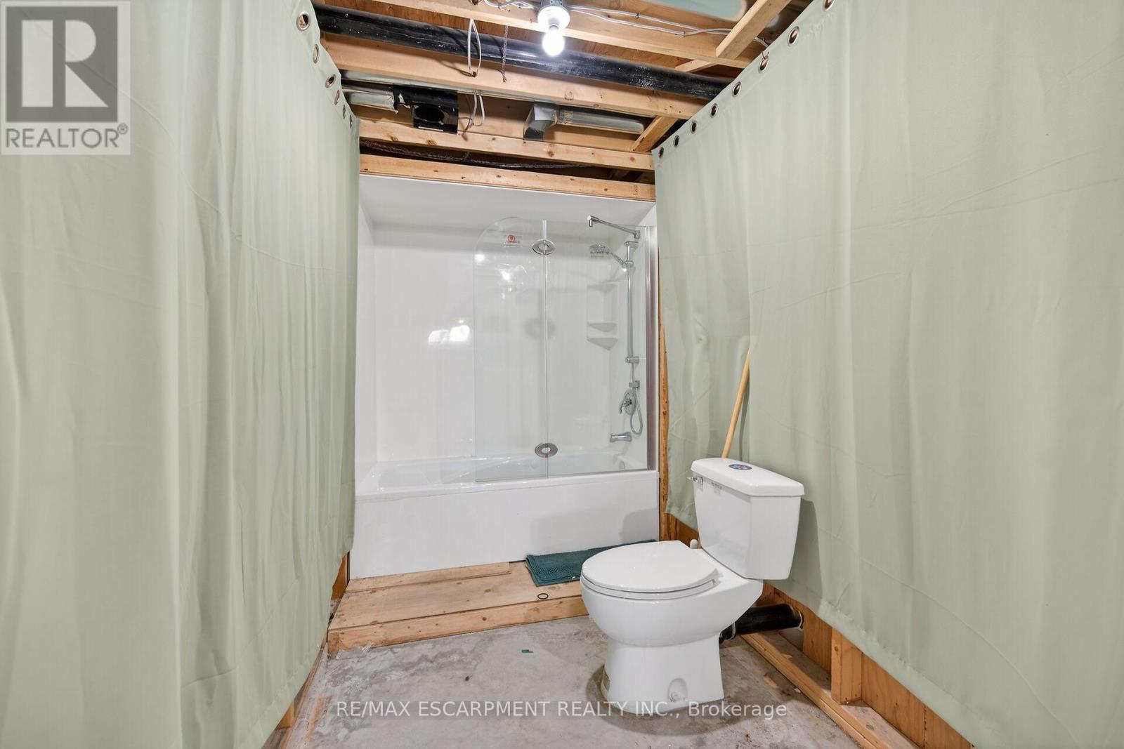 3 Walnut Street, Haldimand, Ontario  N0A 1H0 - Photo 41 - X12855308