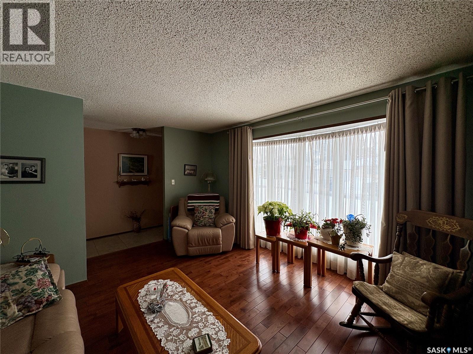 721 6th Avenue, Rosthern, Saskatchewan  S0K 3R0 - Photo 11 - SK029836