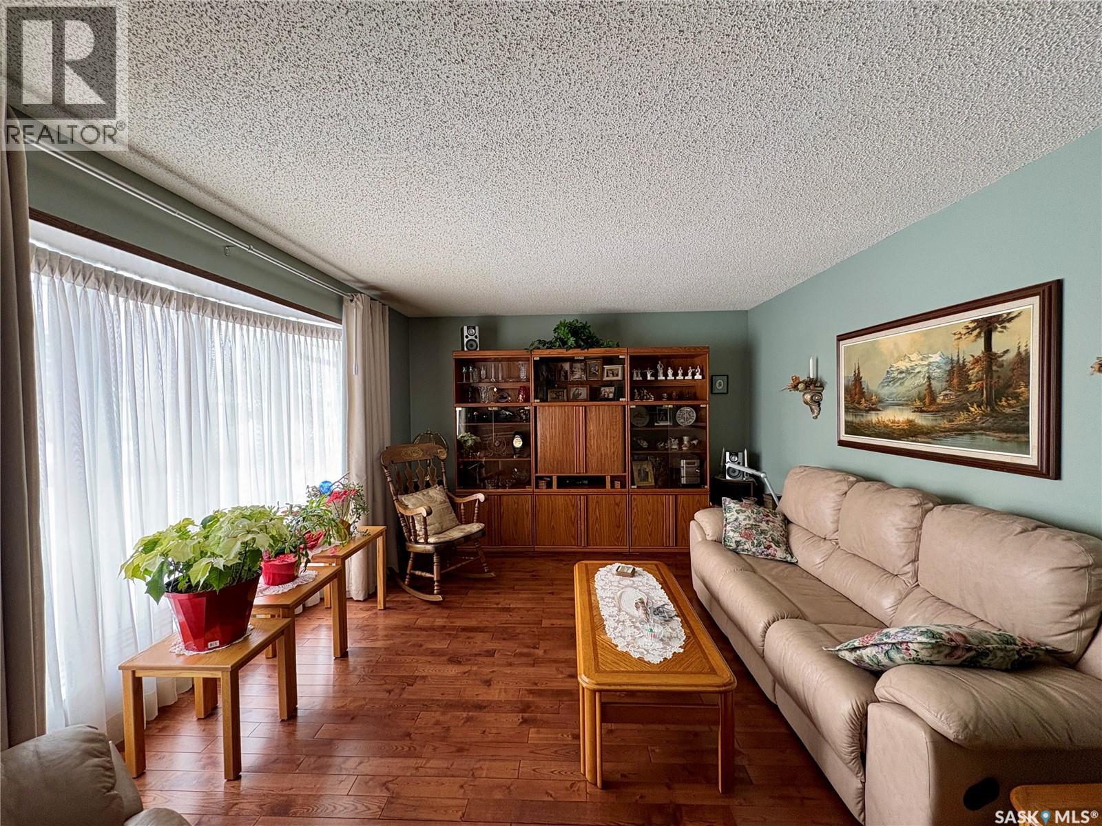 721 6th Avenue, Rosthern, Saskatchewan  S0K 3R0 - Photo 12 - SK029836