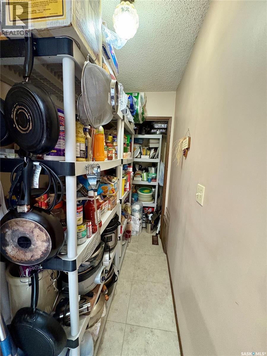 721 6th Avenue, Rosthern, Saskatchewan  S0K 3R0 - Photo 9 - SK029836