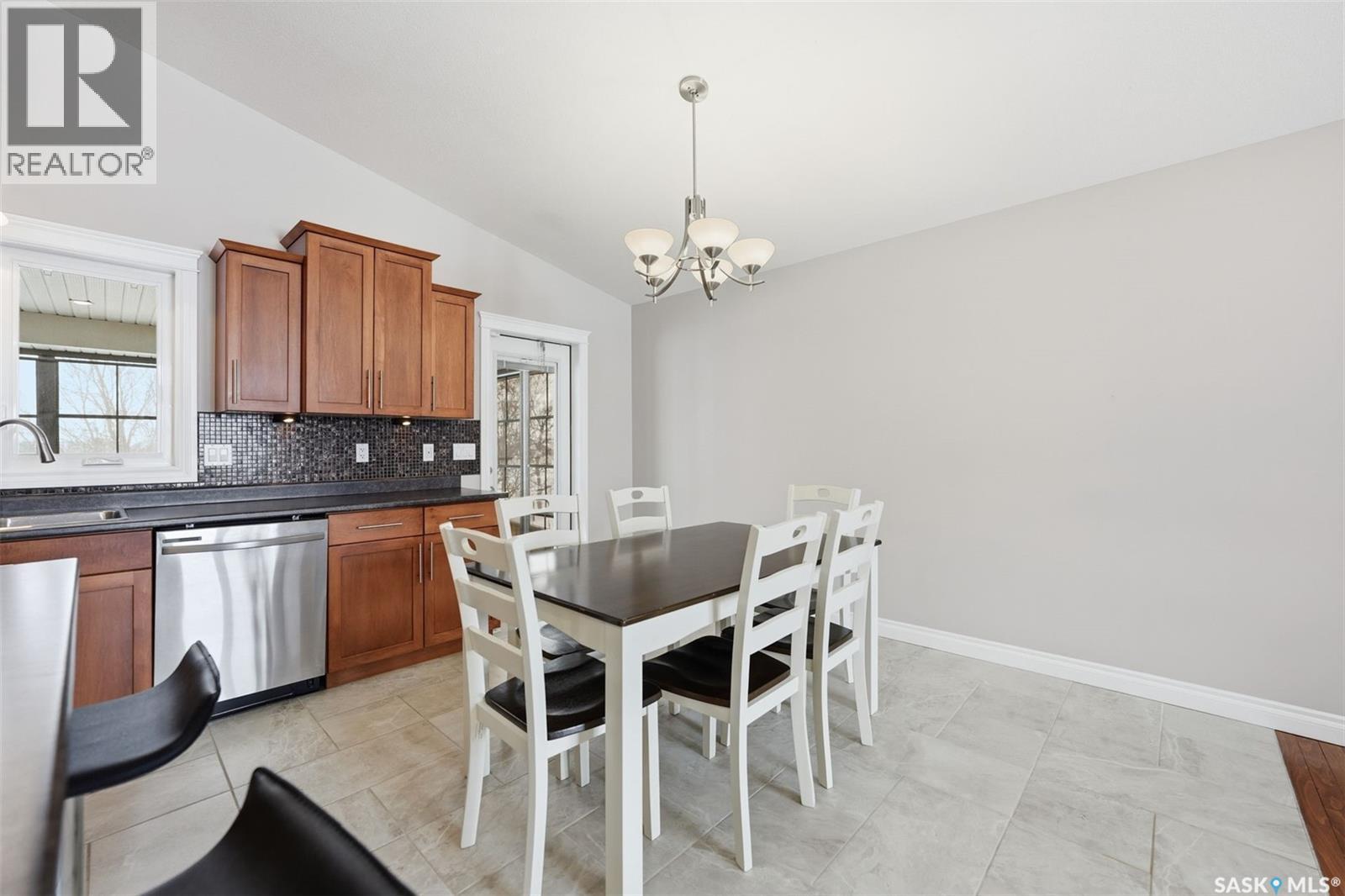 1415 Paton Crescent, Saskatoon, Saskatchewan  S7W 0C2 - Photo 9 - SK029827