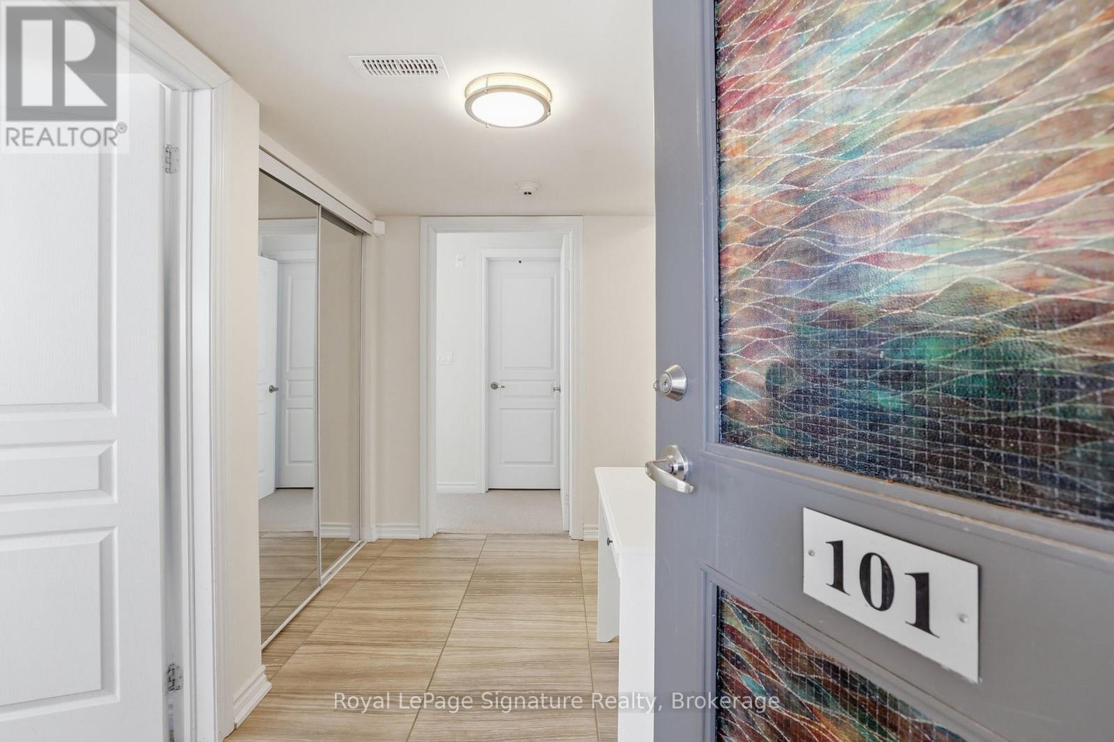 101 - 4 Anchorage Crescent, Collingwood, Ontario  L9Y 0Y6 - Photo 3 - S12855390