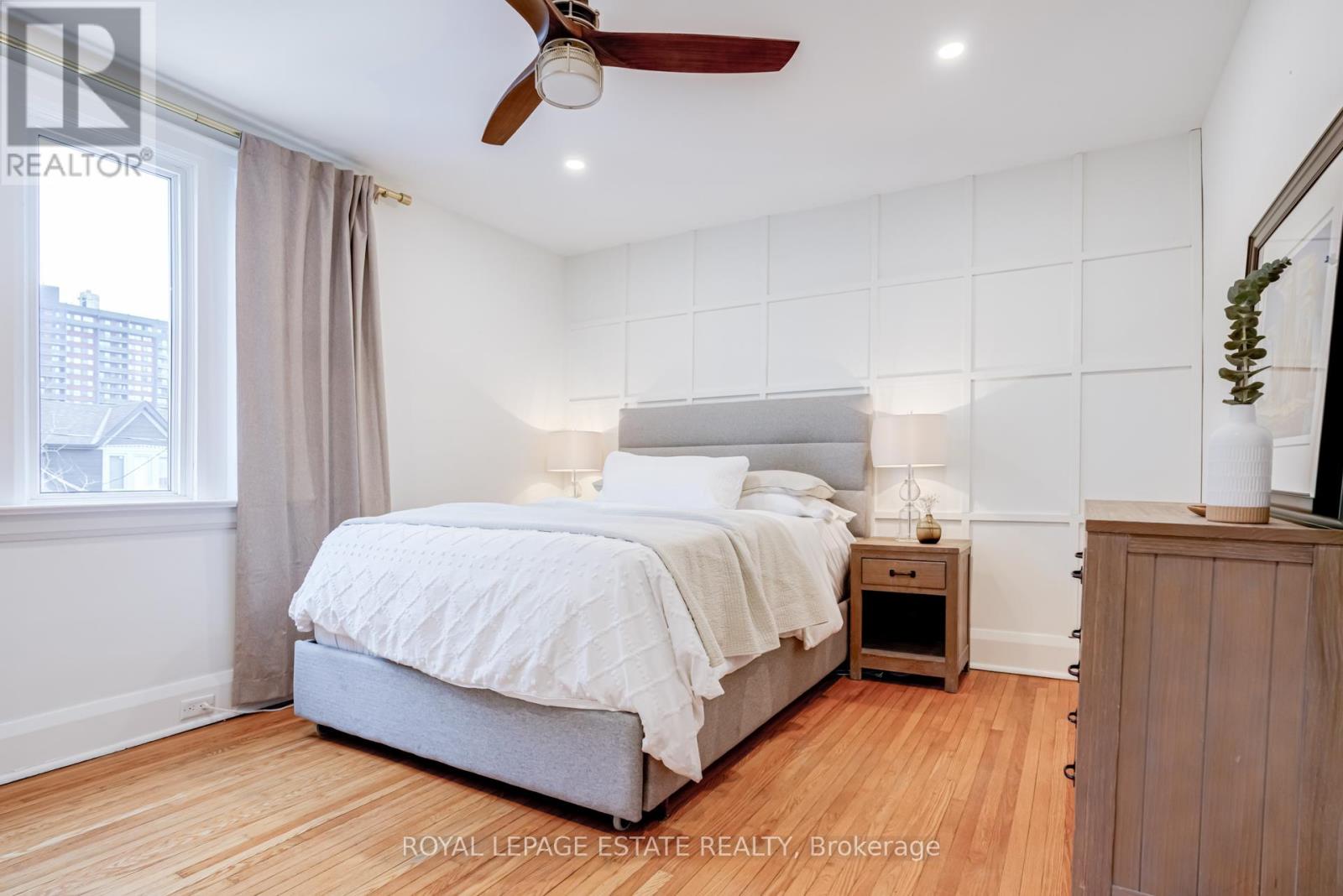 46 Thyra Avenue, Toronto (Crescent Town), Ontario  M4C 5G5 - Photo 25 - E12841342