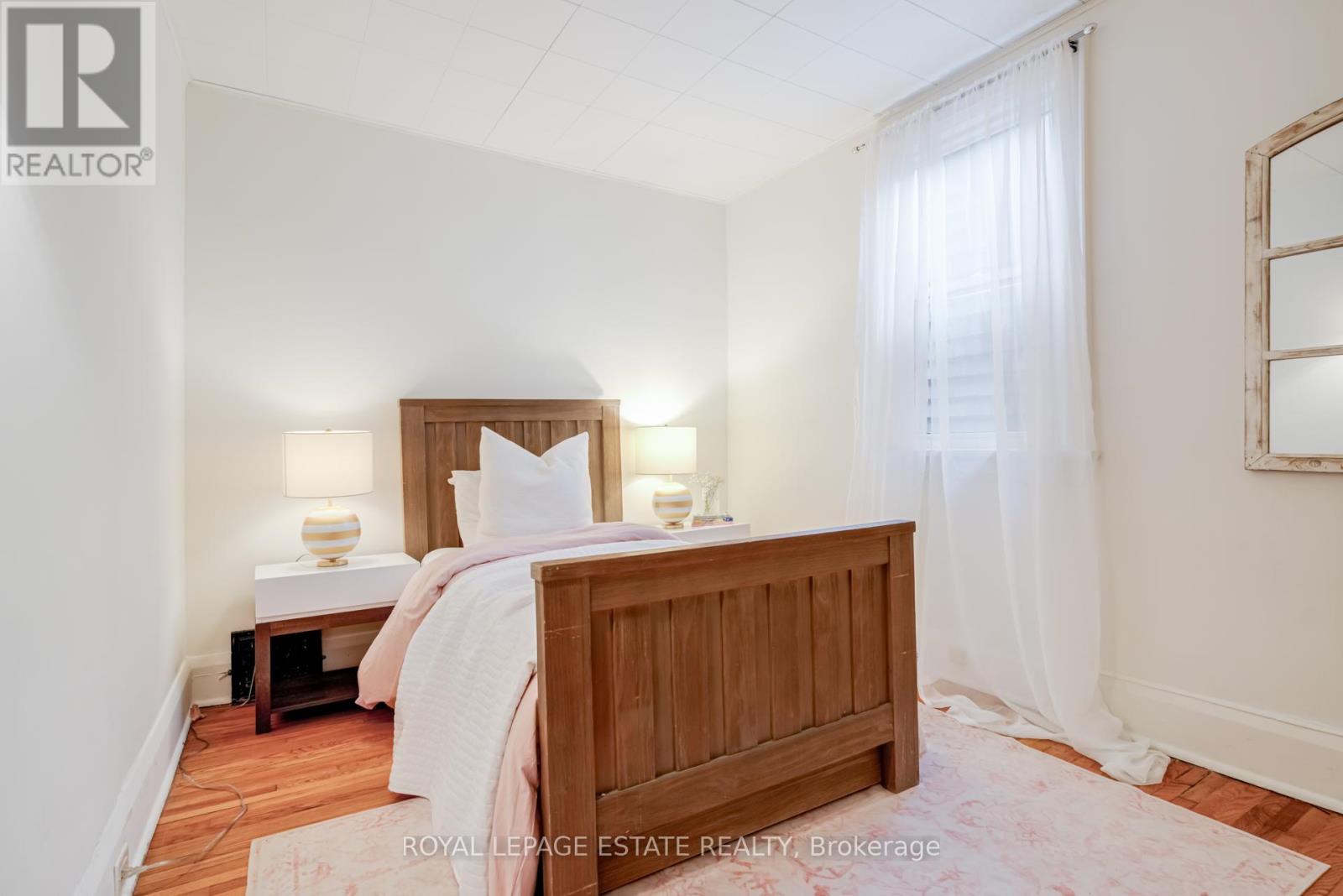 46 Thyra Avenue, Toronto (Crescent Town), Ontario  M4C 5G5 - Photo 30 - E12841342