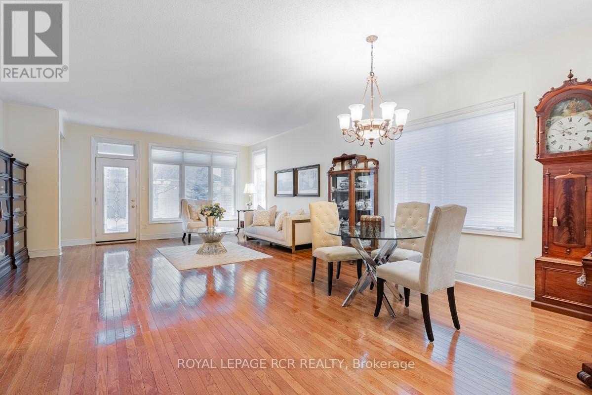 109 Couples Gallery, Whitchurch-Stouffville (Ballantrae), Ontario  L4A 1M8 - Photo 12 - N12853958