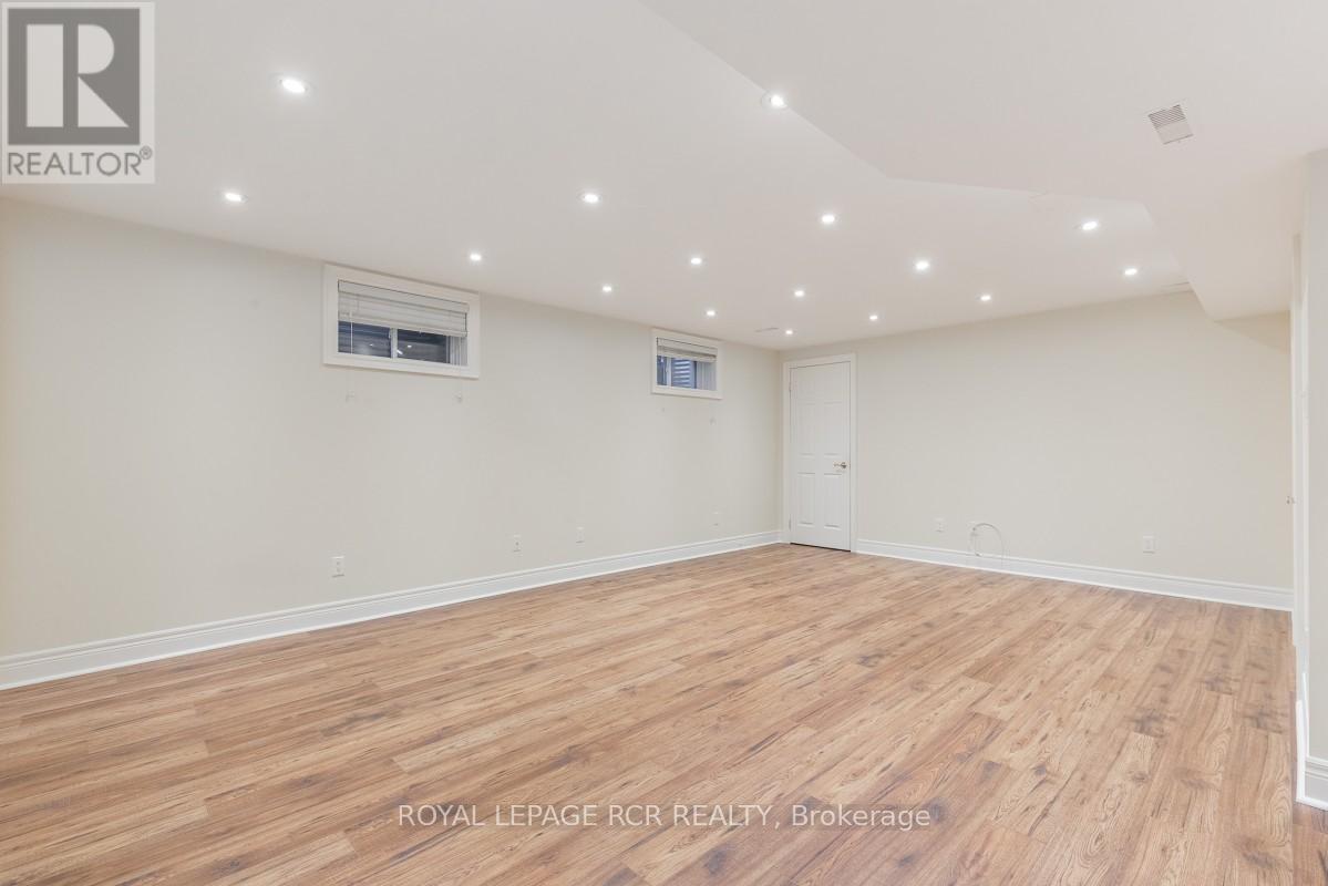 109 Couples Gallery, Whitchurch-Stouffville (Ballantrae), Ontario  L4A 1M8 - Photo 37 - N12853958