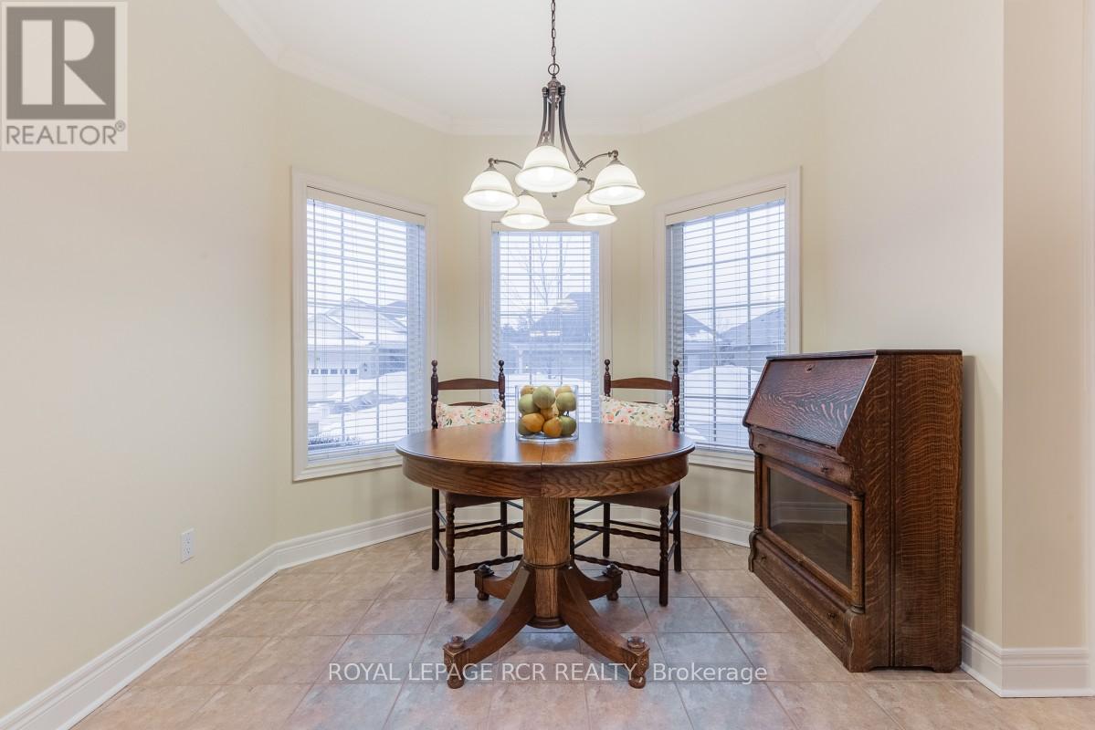 109 Couples Gallery, Whitchurch-Stouffville (Ballantrae), Ontario  L4A 1M8 - Photo 17 - N12853958