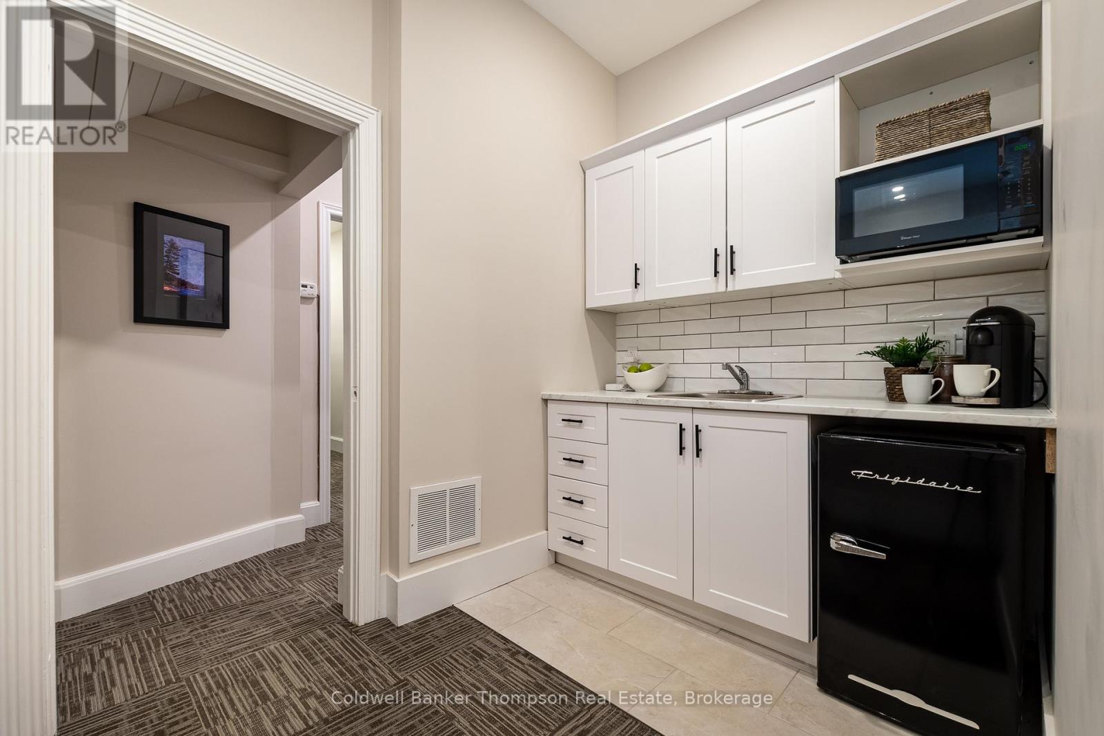 17 West Street N, Huntsville, Ontario  P1H 1X6 - Photo 34 - X12855352