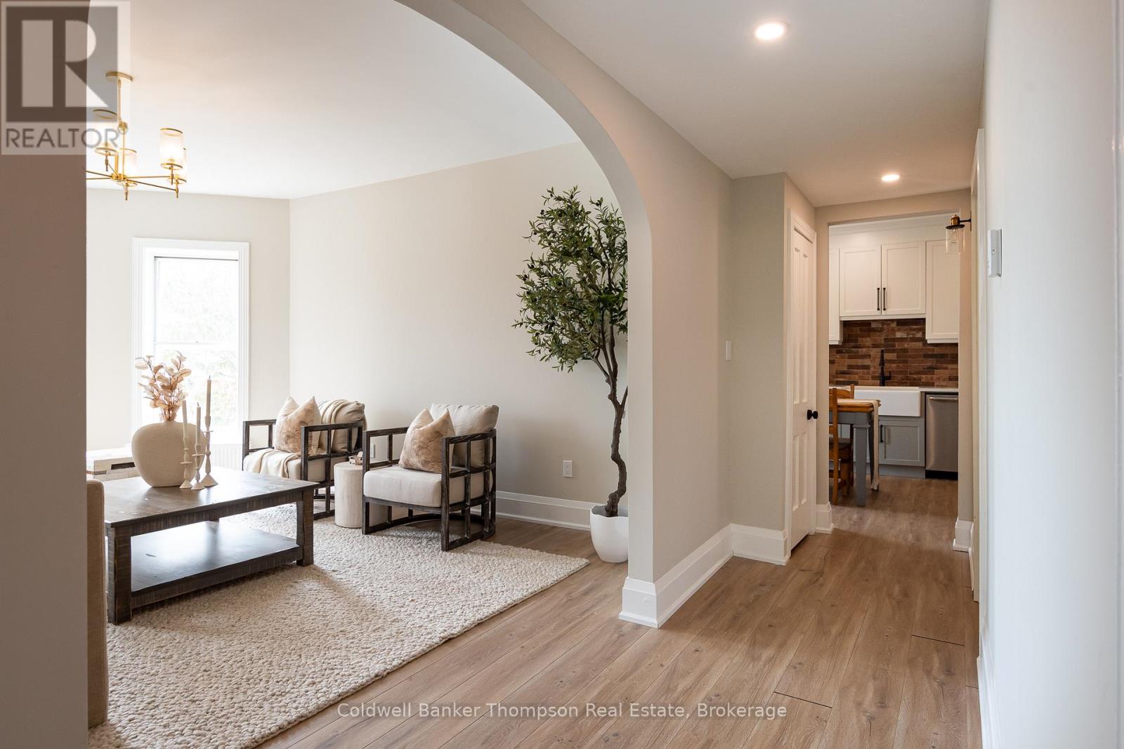 17 West Street N, Huntsville, Ontario  P1H 1X6 - Photo 5 - X12855352