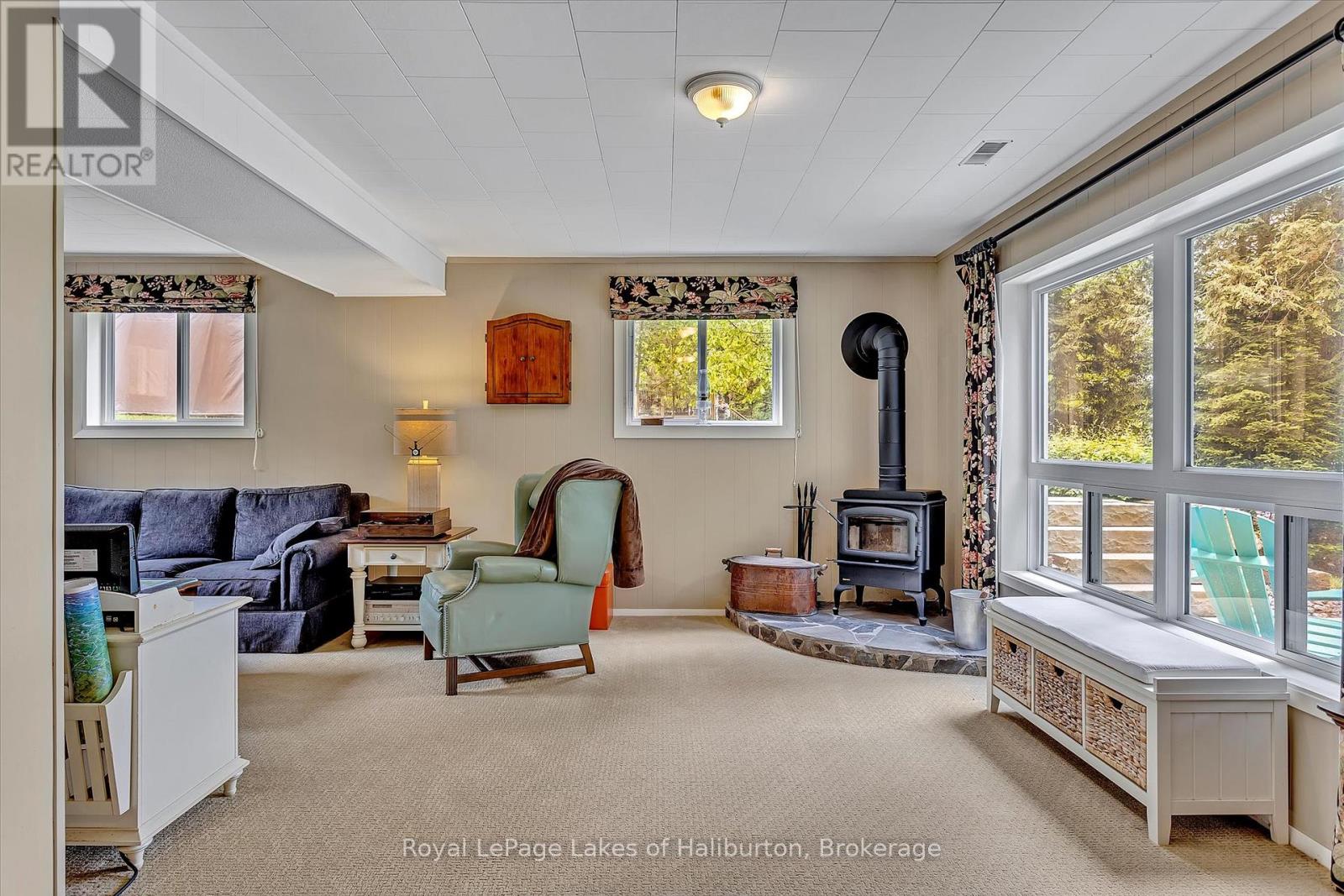 1093 Lamar Drive, Algonquin Highlands, Ontario  K0M 1S0 - Photo 20 - X12855368