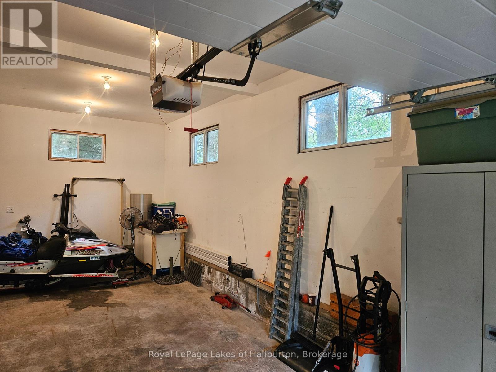 1093 Lamar Drive, Algonquin Highlands, Ontario  K0M 1S0 - Photo 43 - X12855368