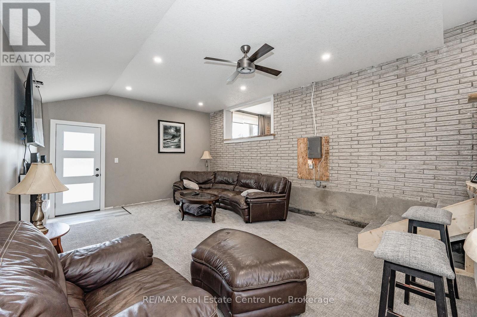 4 First Line, Centre Wellington, Ontario  N0B 1S0 - Photo 23 - X12855432