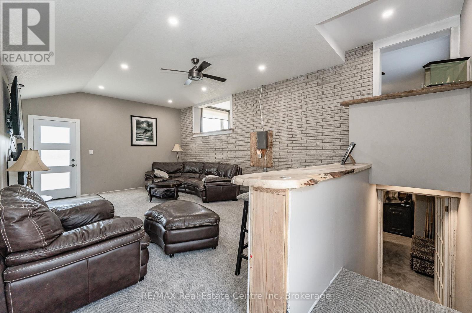 4 First Line, Centre Wellington, Ontario  N0B 1S0 - Photo 24 - X12855432