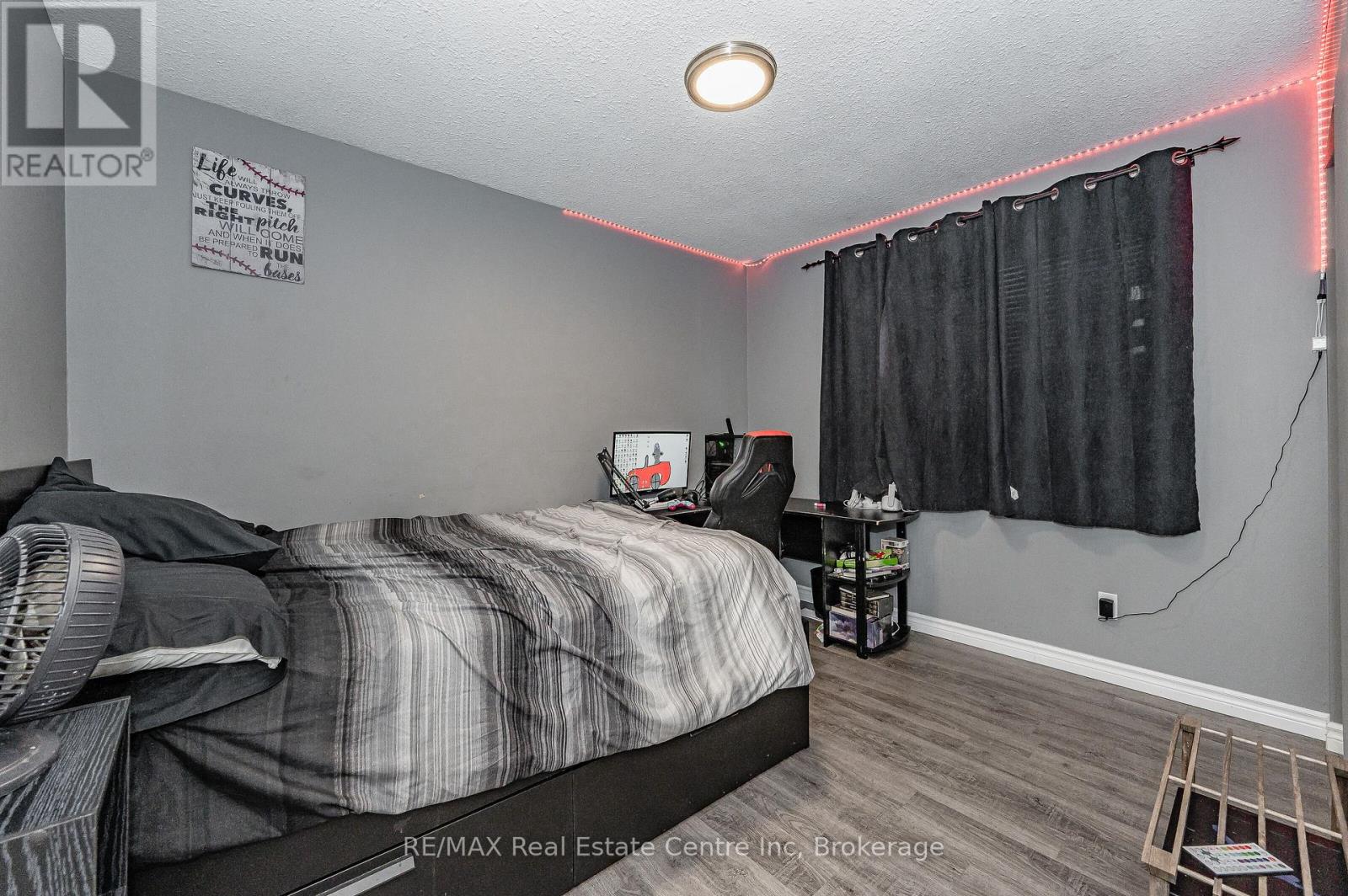 4 First Line, Centre Wellington, Ontario  N0B 1S0 - Photo 32 - X12855432