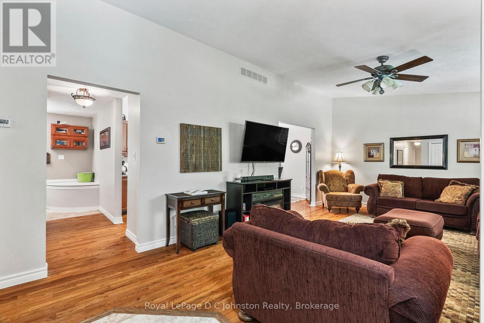 10 Mitchell Lane, Saugeen Shores, Ontario  N0H 2C1 - Photo 17 - X12855464