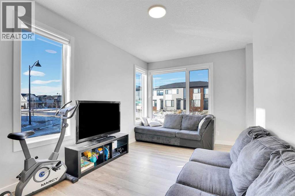 109 Homestead Boulevard Ne, Calgary, Alberta  T3J 2H1 - Photo 7 - A2288623