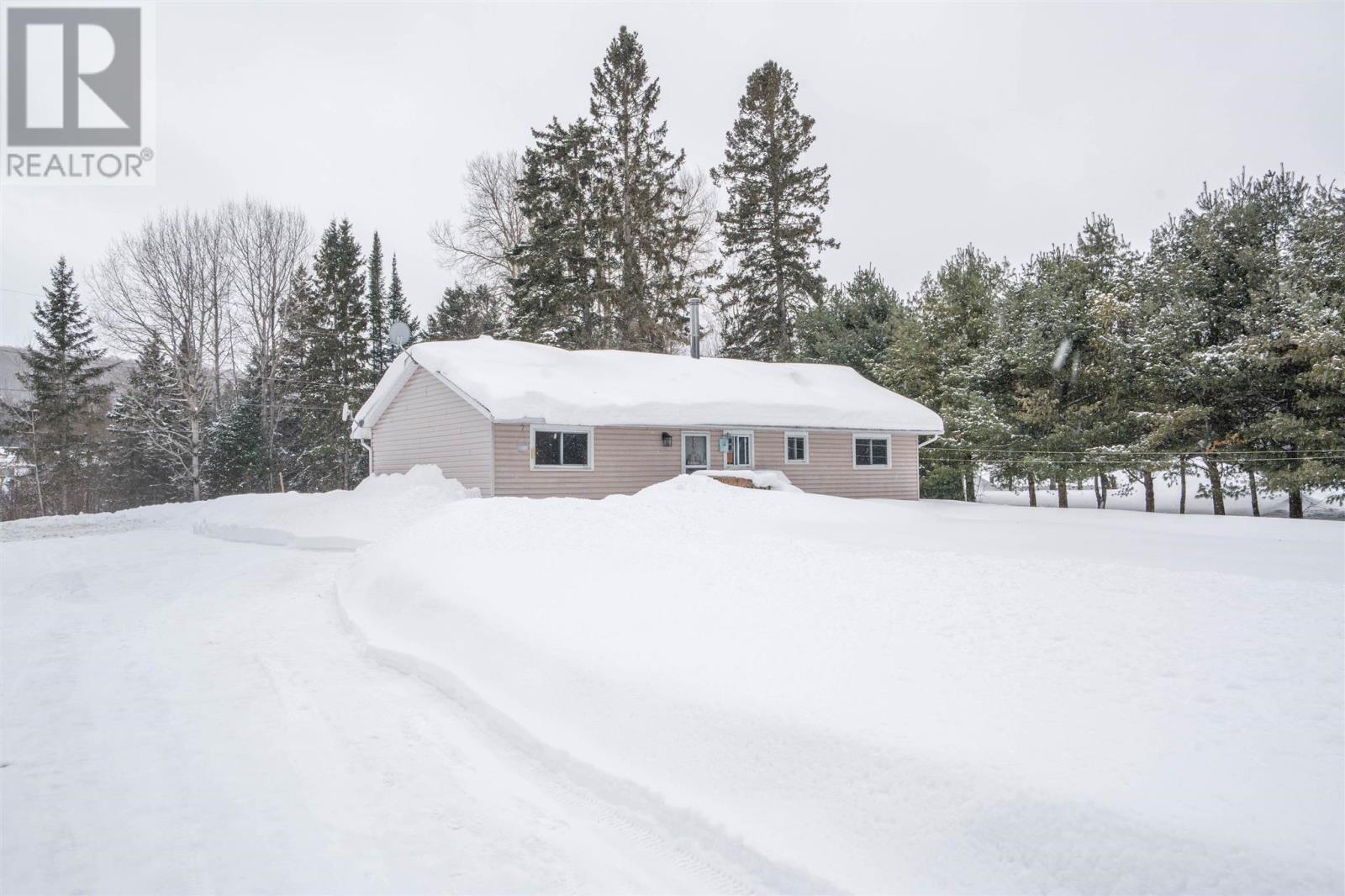 664 Old Highway 17 N, Goulais River, Ontario  P0S 1E4 - Photo 20 - SM260380