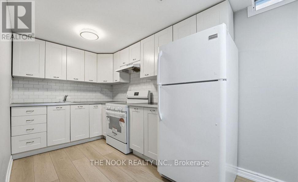 Bsmt - 868 Grandview Drive, Oshawa (Donevan), Ontario  L1H 7W8 - Photo 7 - E12855588