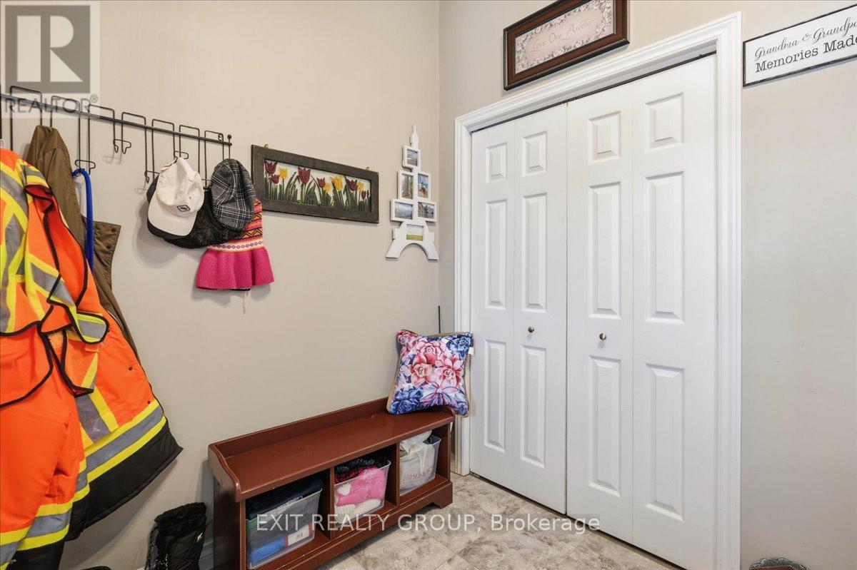 218 Brant Street, Deseronto (Deseronto (Town)), Ontario  K0K 1X0 - Photo 5 - X12855418