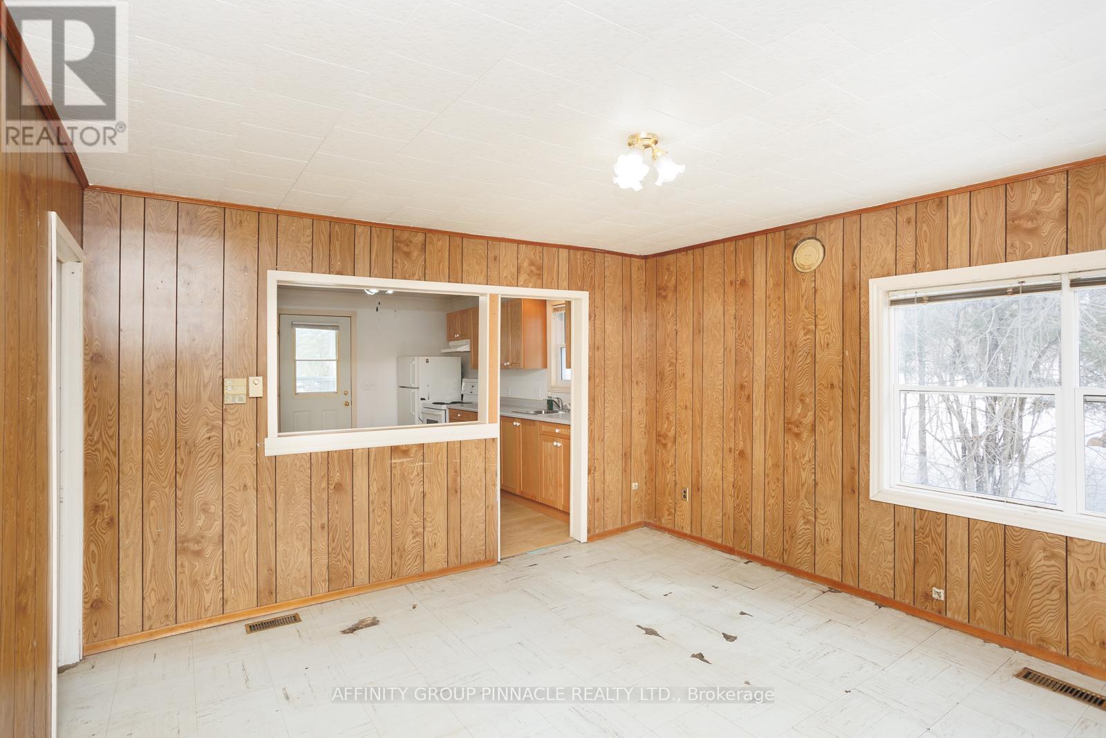 4796 Regional Rd 57, Kawartha Lakes (Manvers), Ontario  L0B 1K0 - Photo 12 - X12855586