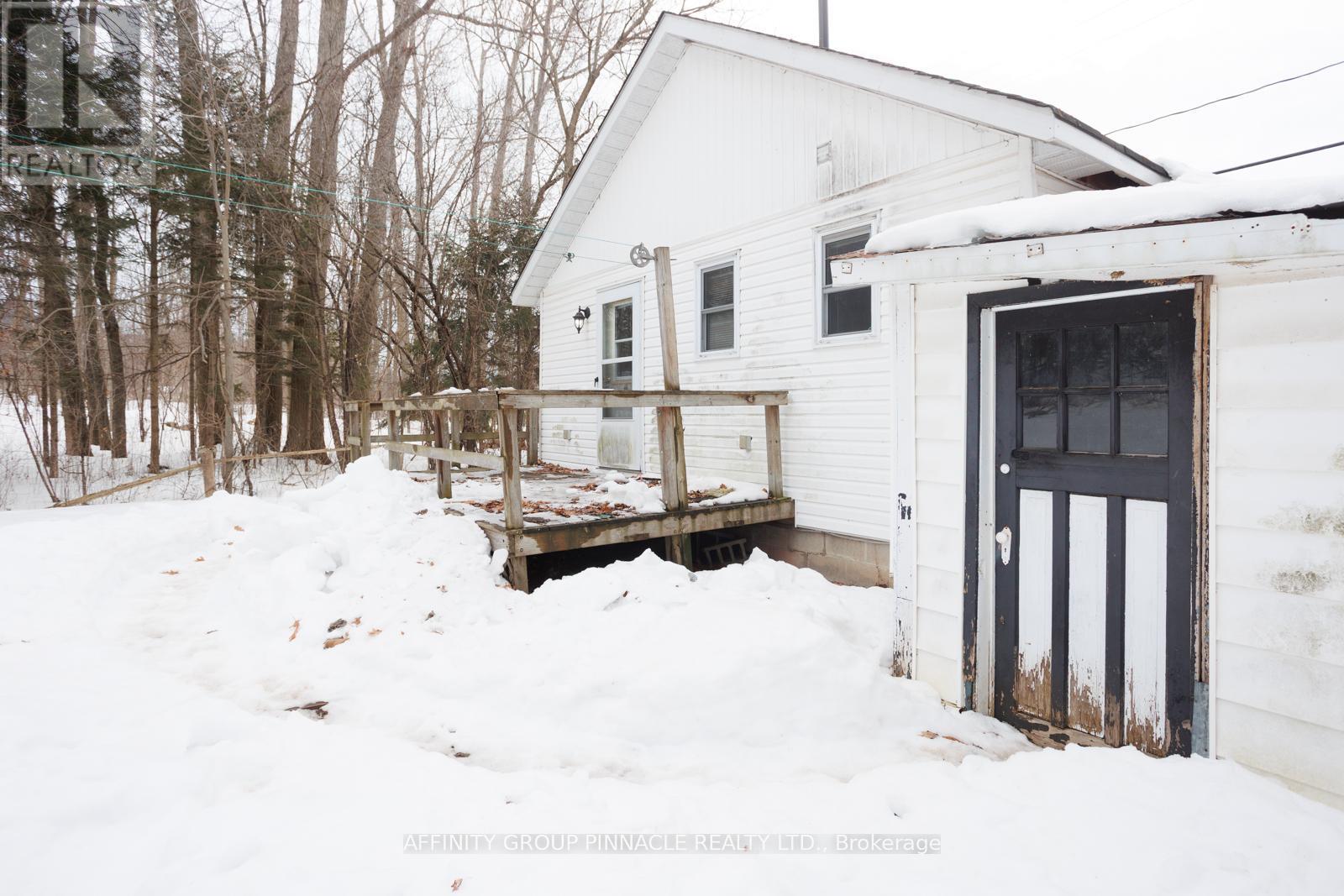 4796 Regional Rd 57, Kawartha Lakes (Manvers), Ontario  L0B 1K0 - Photo 7 - X12855586