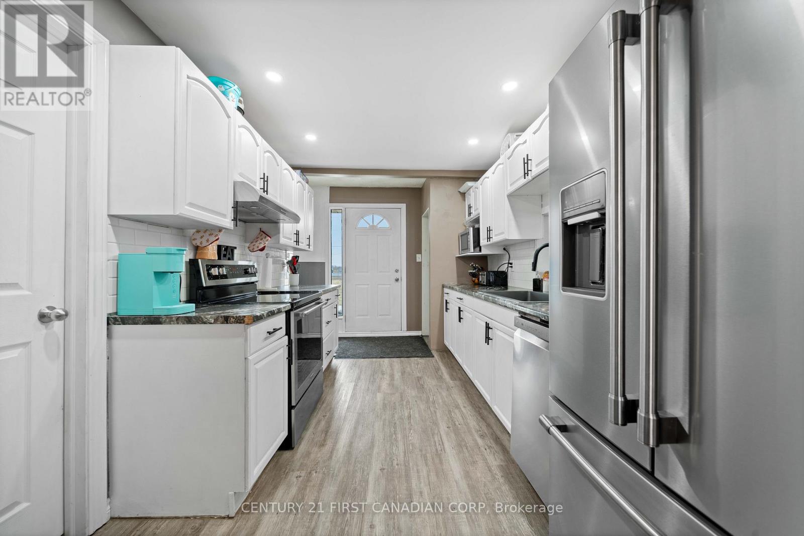 43747 Talbot Line, Central Elgin, Ontario  N5P 3S7 - Photo 14 - X12855364